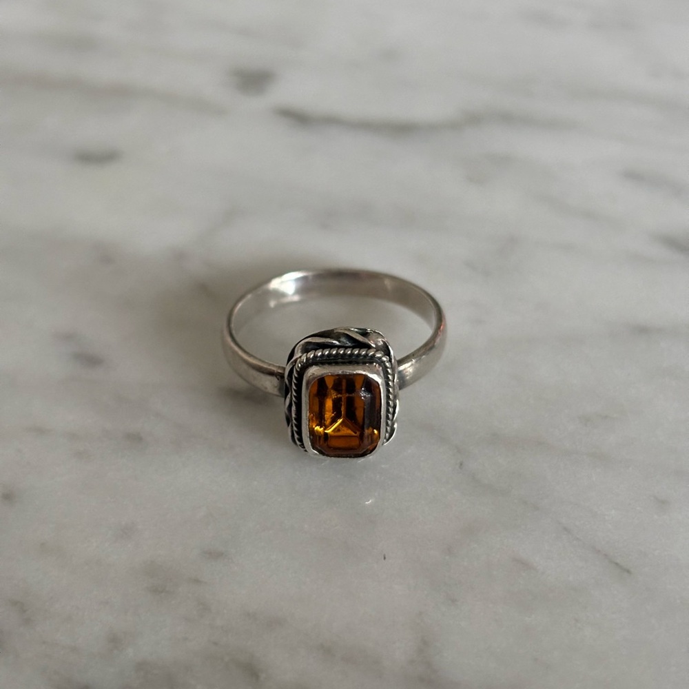 Vintage sterling silver ring